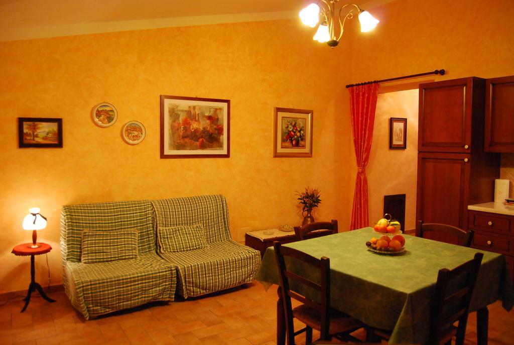 Agriturismo Rustichino Villa Giano dellʼUmbria Exteriör bild