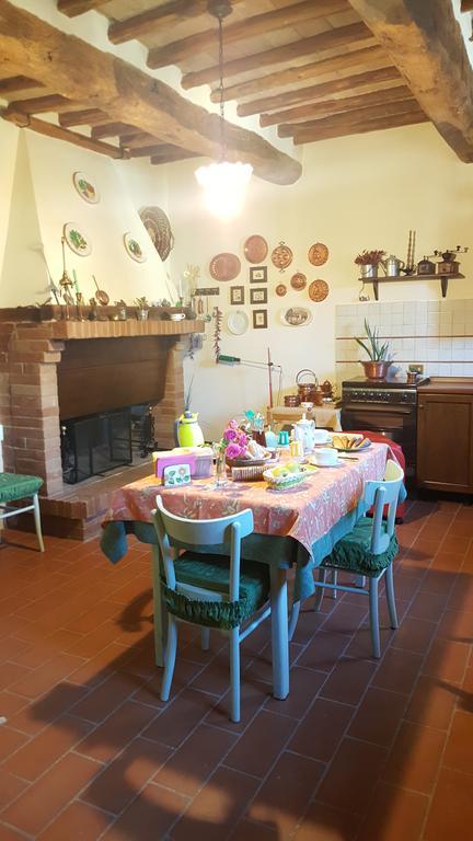 Agriturismo Rustichino Villa Giano dellʼUmbria Exteriör bild
