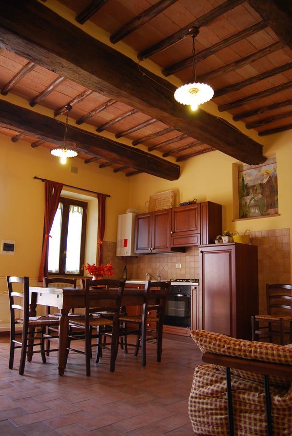 Agriturismo Rustichino Villa Giano dellʼUmbria Exteriör bild